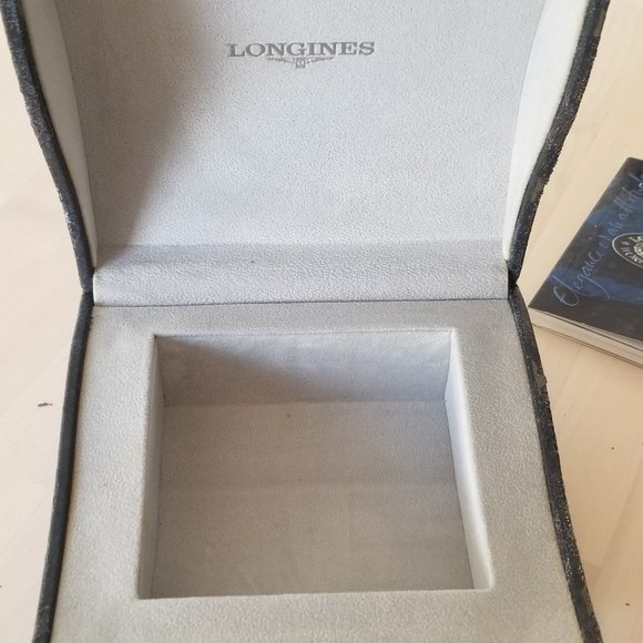 Authentic Longines 18k Gold VVS Diamond Watch, New Battery. Mint, Certificate - Picture 12 of 14